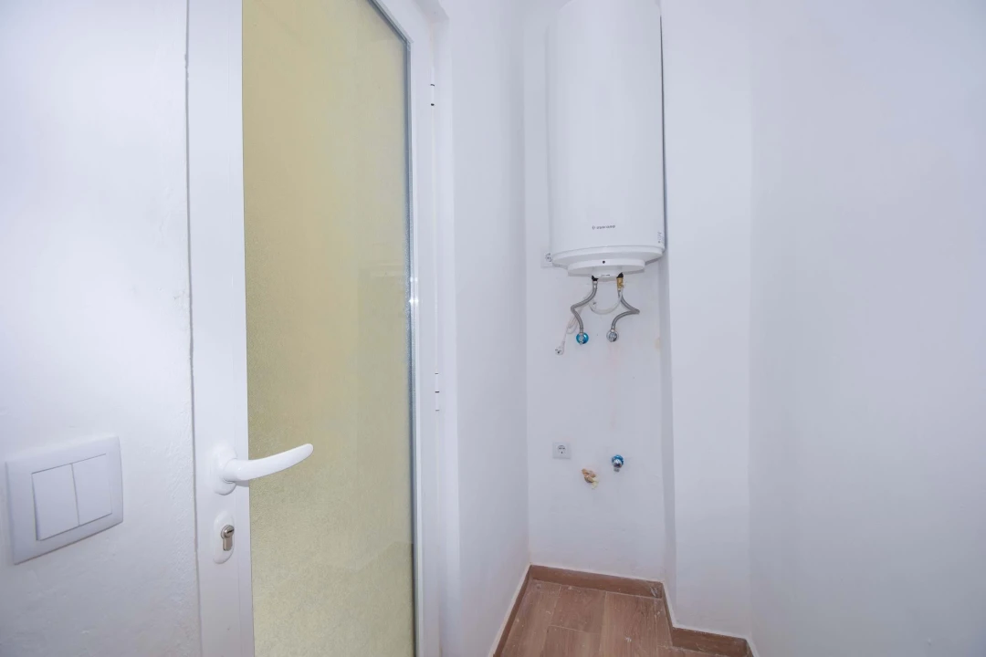 Apartamento T2 para Arrendamento em Misericórdia Foto 15