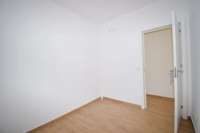 Apartamento T2 para Arrendamento em Misericórdia