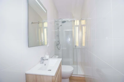 Apartamento T2 para Arrendamento em Misericórdia