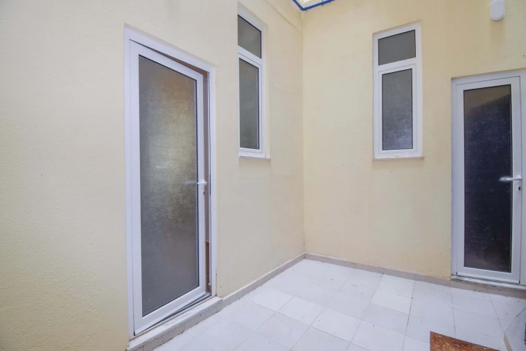 Apartamento T2 para Arrendamento em Misericórdia Foto 16