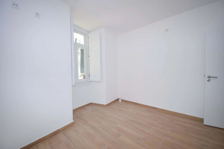 Apartamento T2 para Arrendamento em Misericórdia Foto 5