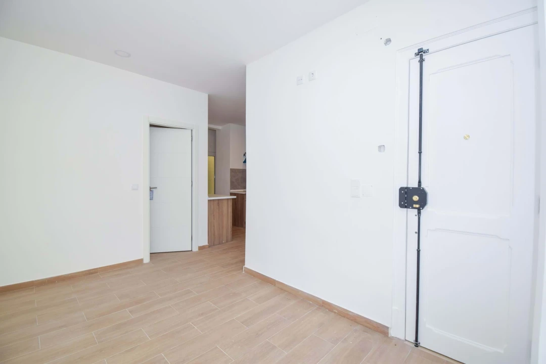 Apartamento T2 para Arrendamento em Misericórdia Foto 10
