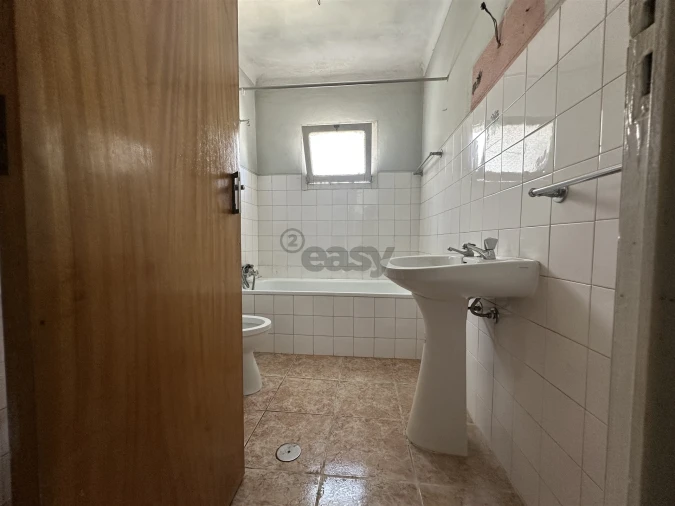 Apartamento T2 para Venda em Borba (São Bartolomeu) Foto 23