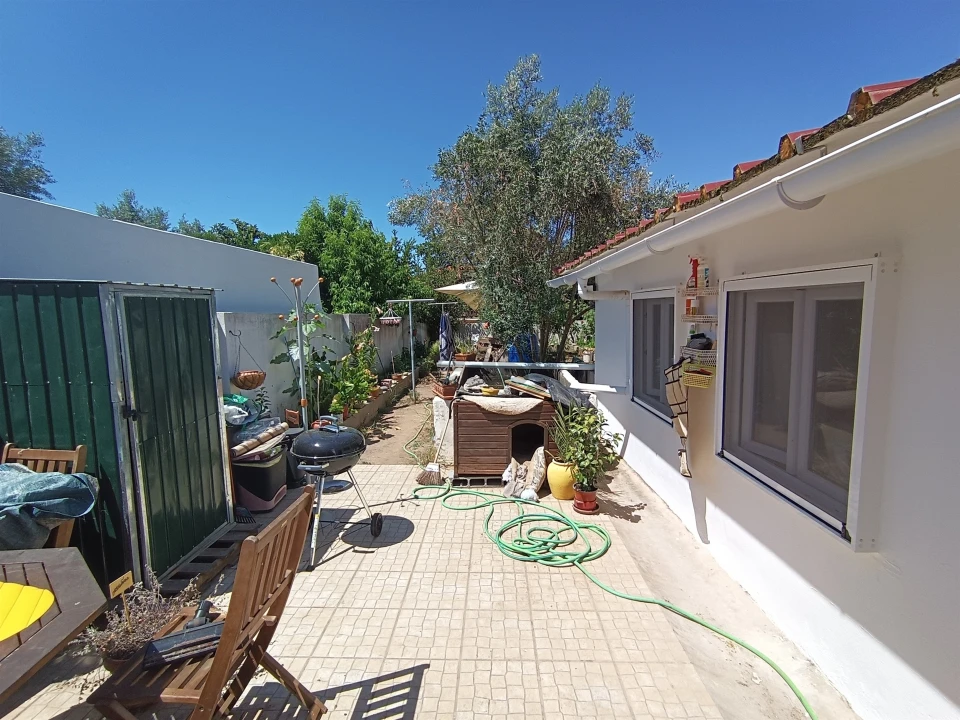 Moradia T2 para Venda em São Domingos e Vale de Água Foto 20