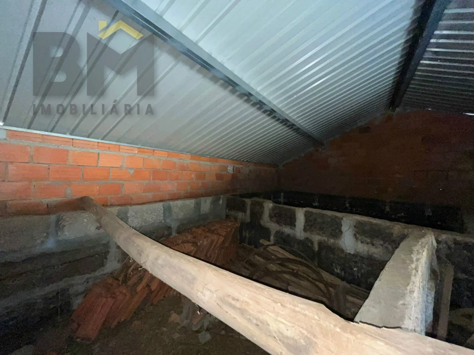 Armazém para Venda em Freixial e Juncal do Campo Foto 10