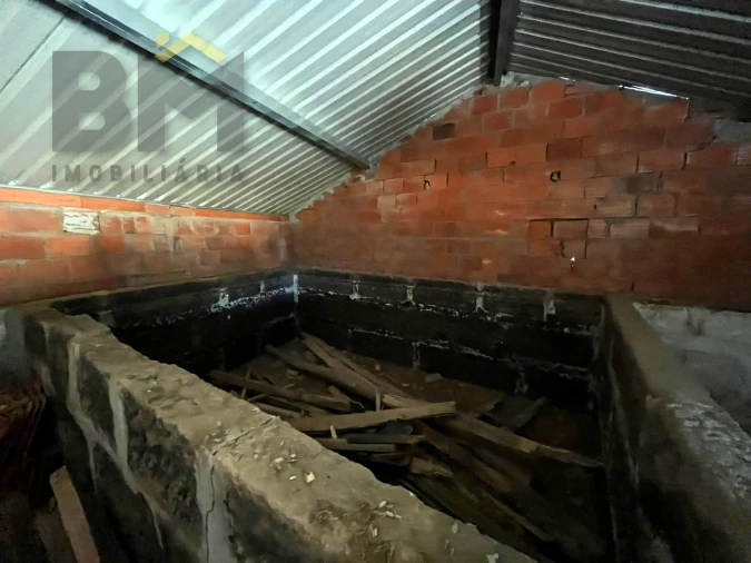 Armazém para Venda em Freixial e Juncal do Campo Foto 8