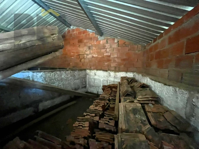 Armazém para Venda em Freixial e Juncal do Campo Foto 6