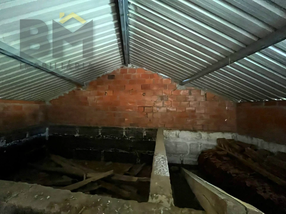 Armazém para Venda em Freixial e Juncal do Campo Foto 7