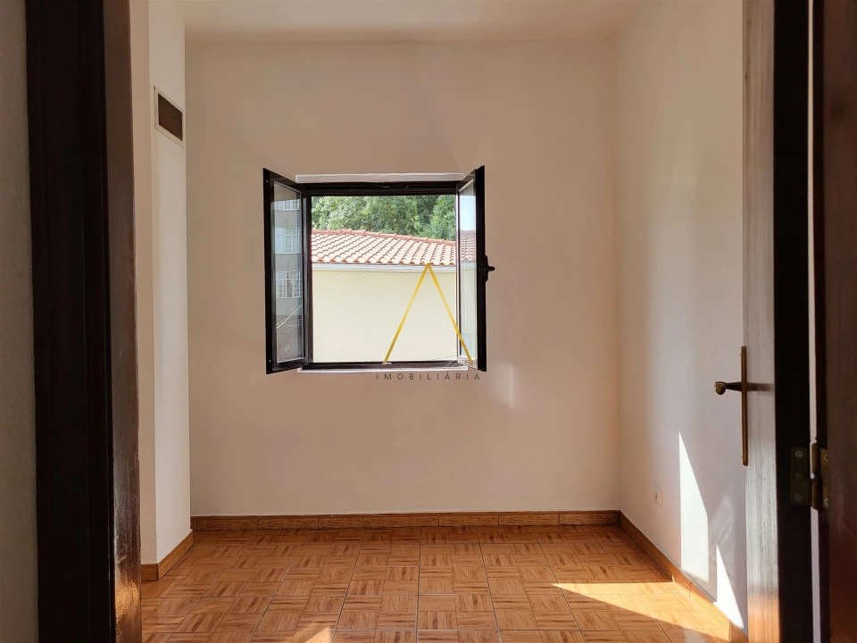 Moradia T3 para Venda em Viseu Foto 4