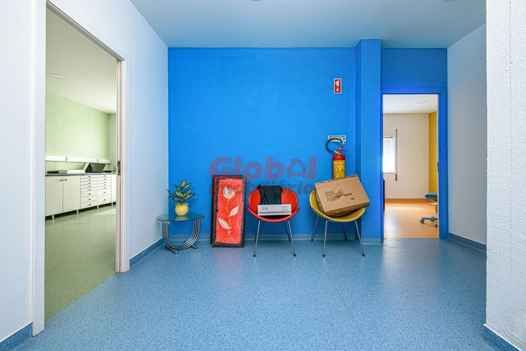 Loja para Trespasse em Faíl e Vila Chã de Sá Foto 3