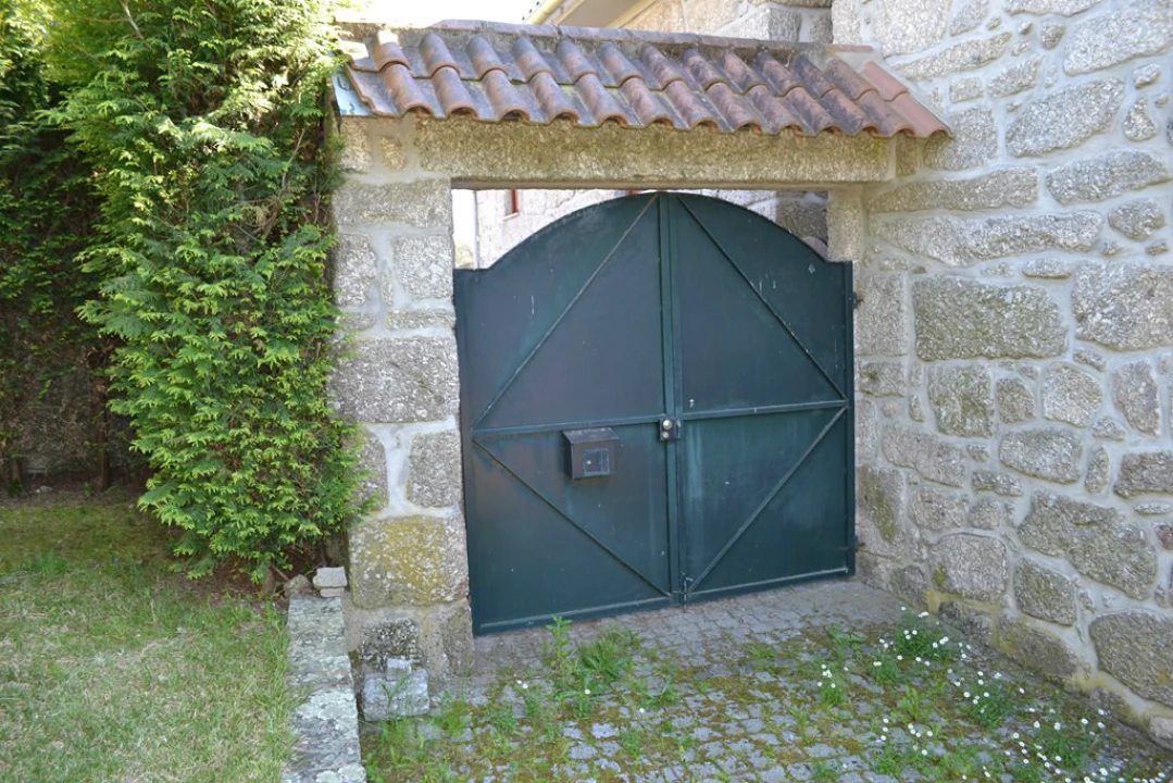 Quinta T6 para Venda em Fonte Arcada e Oliveira Foto 7