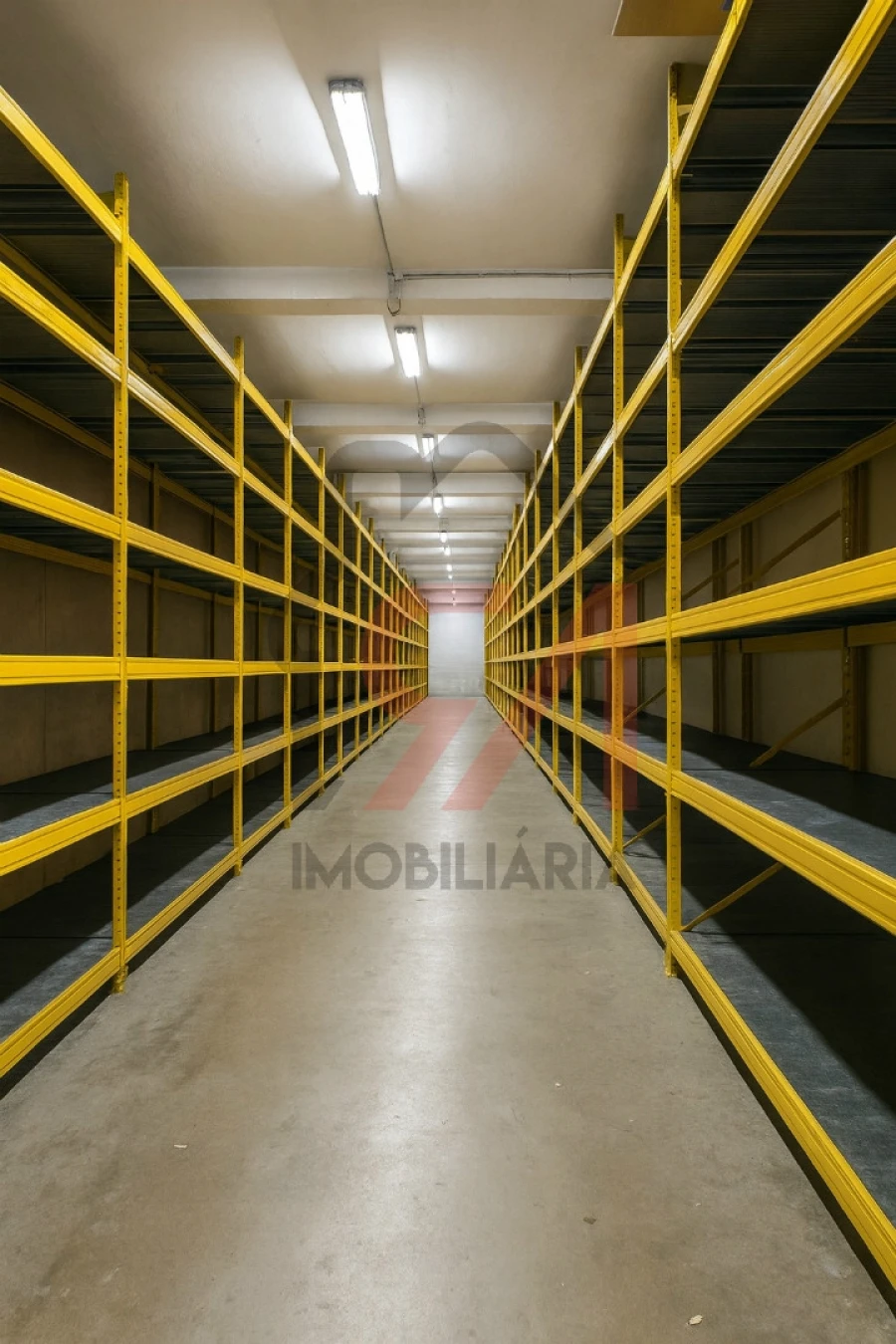 Armazém para Venda em Paços de Ferreira Foto 2