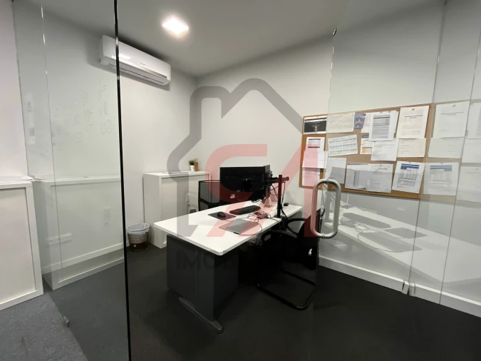 Armazém para Venda em Paços de Ferreira Foto 10