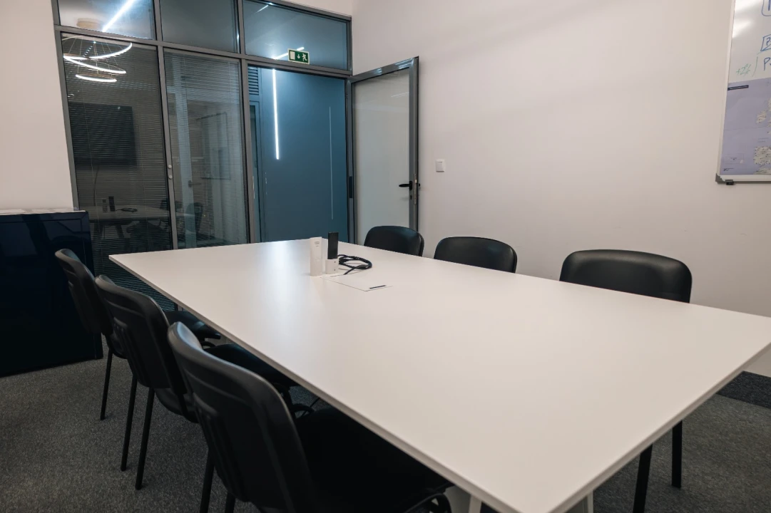 Armazém para Venda em Paços de Ferreira Foto 10