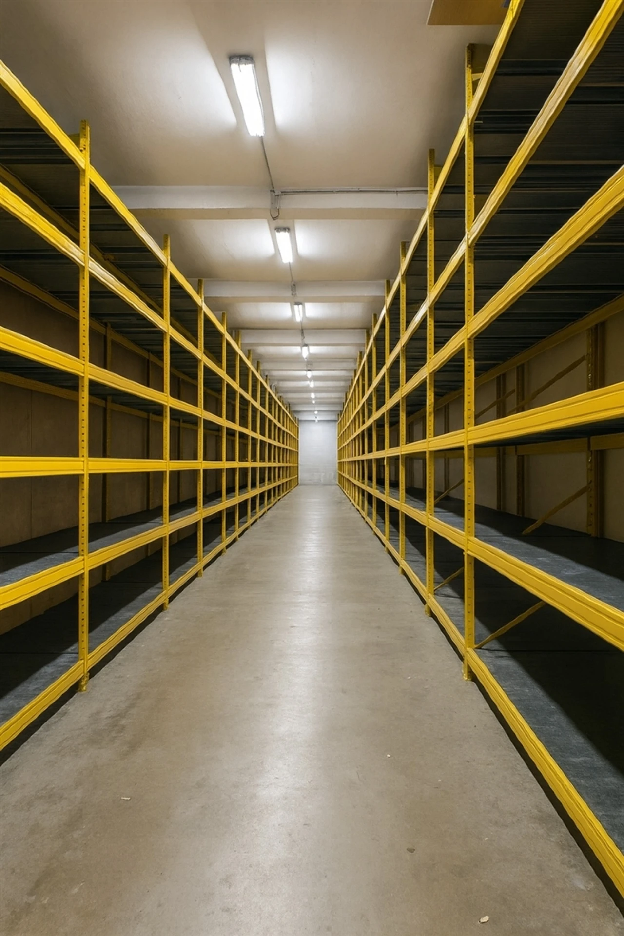 Armazém para Venda em Paços de Ferreira Foto 2