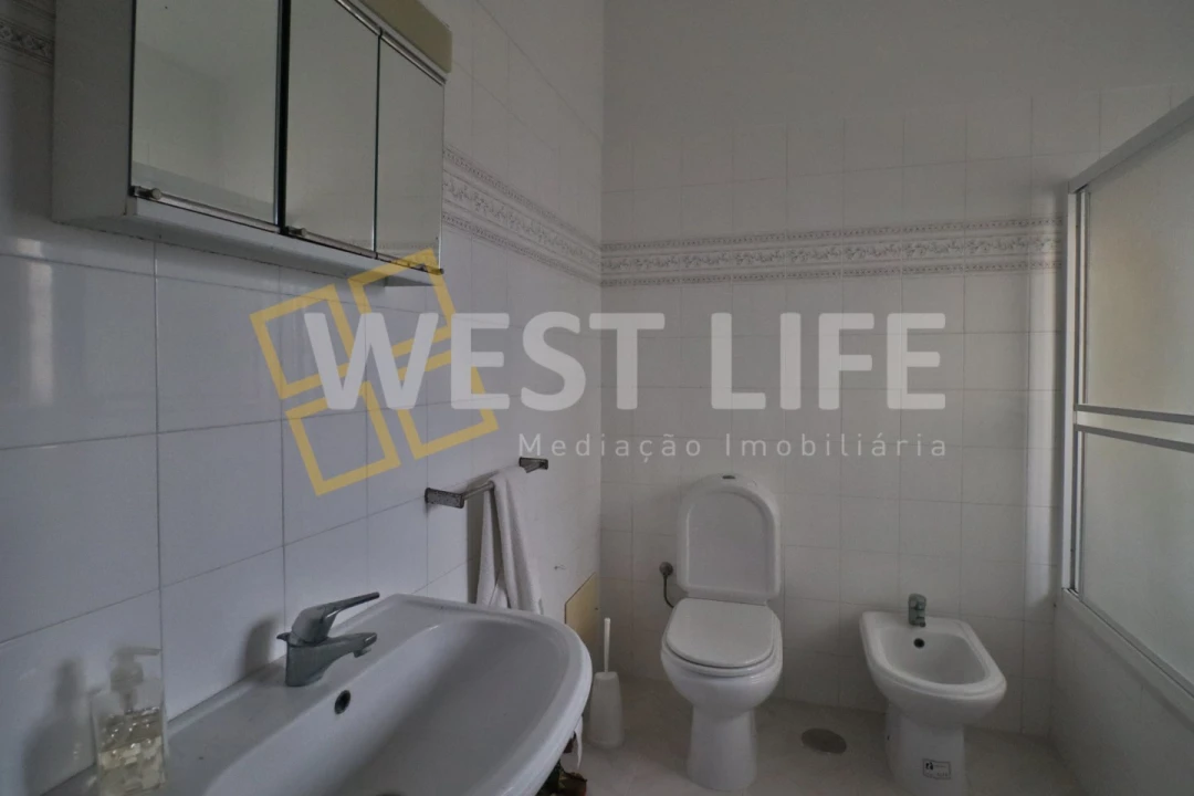 Moradia T6 para Venda em Santa Barbara Foto 23