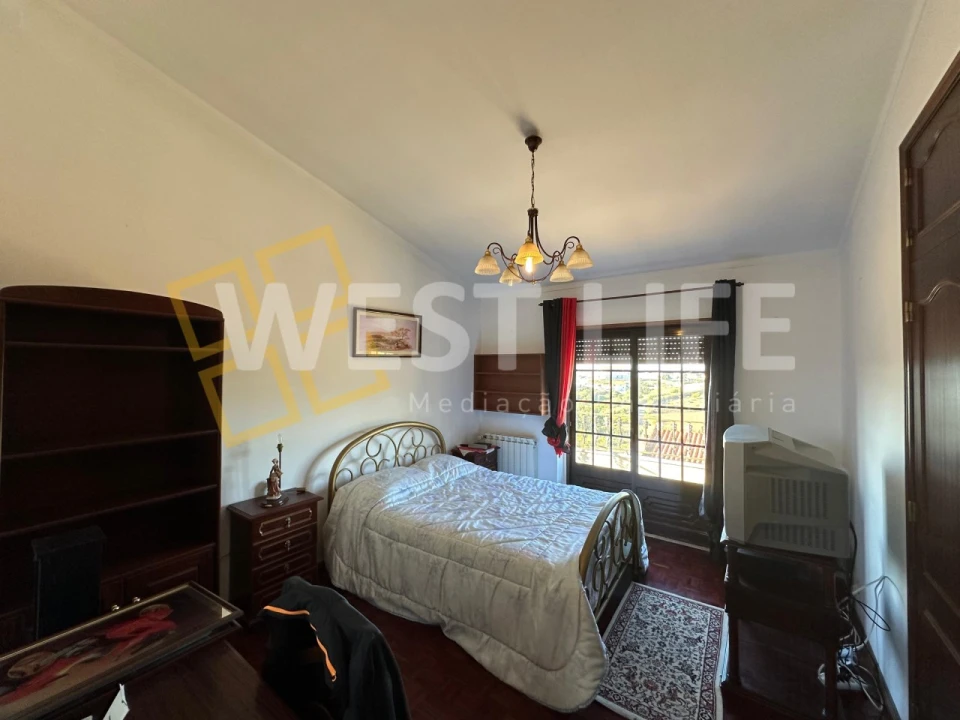 Moradia T6 para Venda em Santa Barbara Foto 13