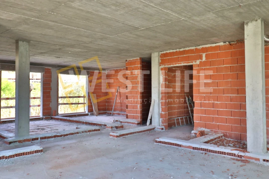 Apartamento T3 para Venda em Ramalhal Foto 4