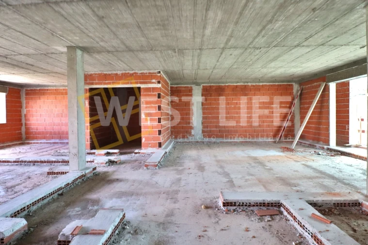 Apartamento T3 para Venda em Ramalhal Foto 2