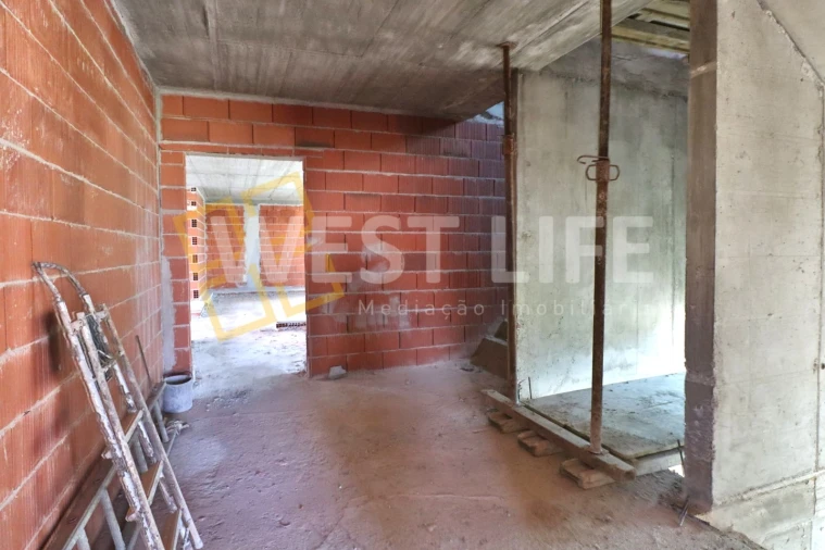 Apartamento T3 para Venda em Ramalhal Foto 11