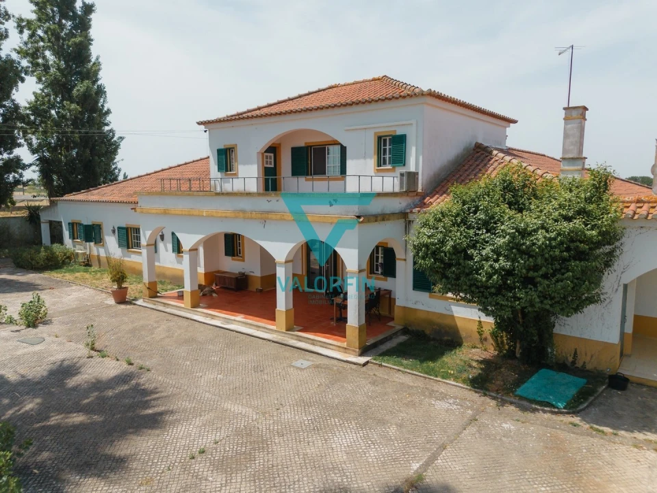 Moradia T7 para Venda em Benavente Foto 1