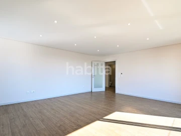 Apartamento T3 para Venda em Cedofeita, Santo Ildefonso, Sé, Miragaia, São Nicolau e Vitória