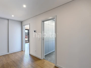 Apartamento T3 para Venda em Cedofeita, Santo Ildefonso, Sé, Miragaia, São Nicolau e Vitória