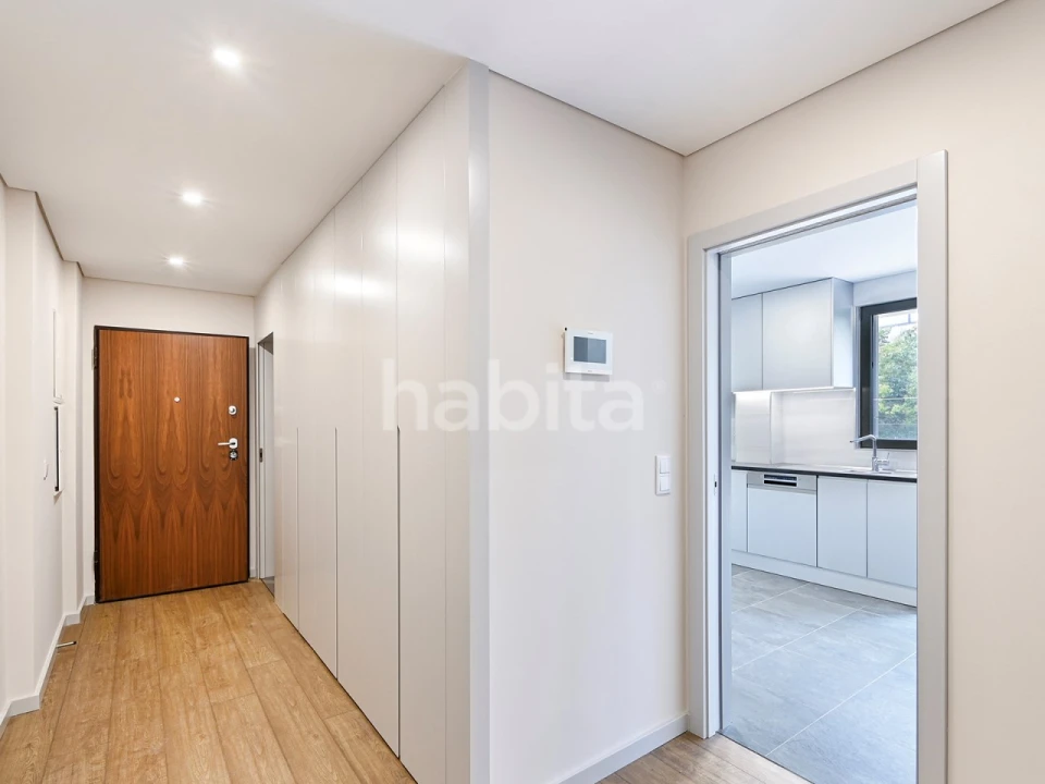Apartamento T3 para Venda em Cedofeita, Santo Ildefonso, Sé, Miragaia, São Nicolau e Vitória Foto 3