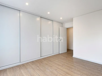 Apartamento T3 para Venda em Cedofeita, Santo Ildefonso, Sé, Miragaia, São Nicolau e Vitória