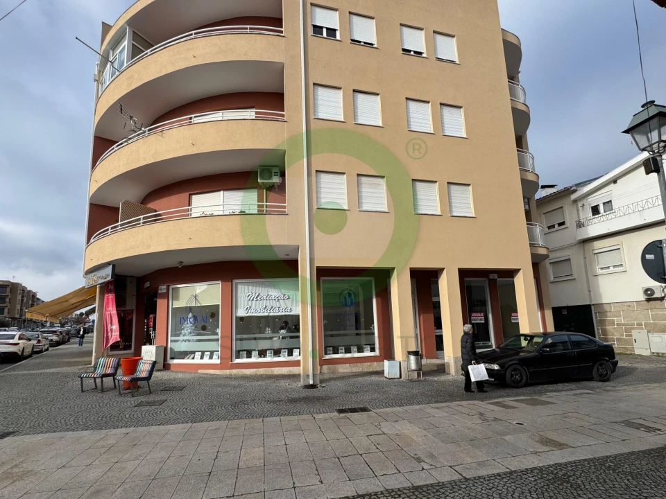 Apartamento T4 para Venda em Valpaços e Sanfins Foto 2