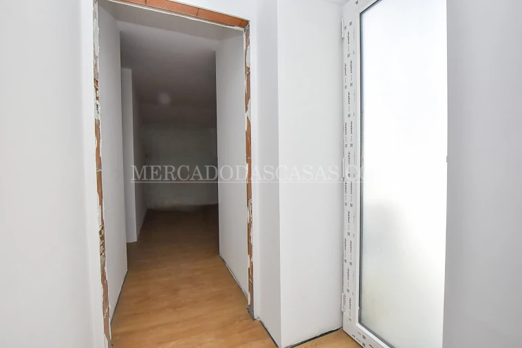 Moradia T3 para Venda em Argoncilhe Foto 11