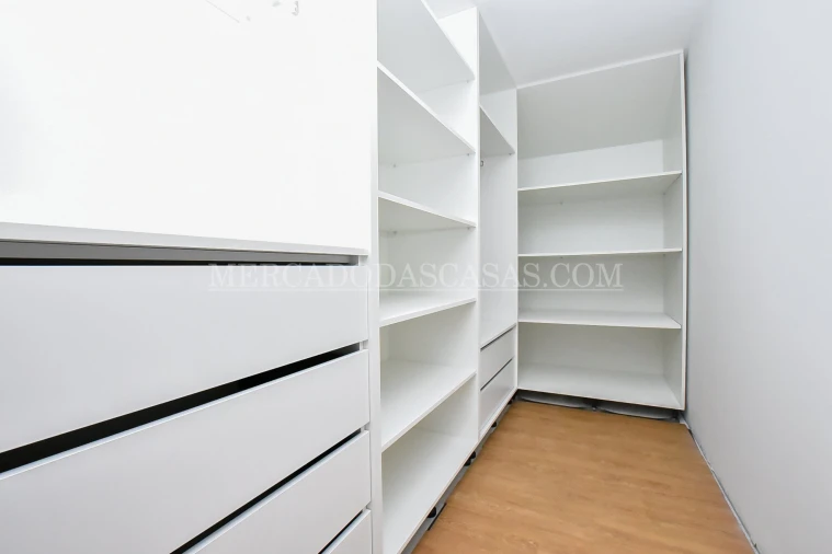 Moradia T3 para Venda em Argoncilhe Foto 13