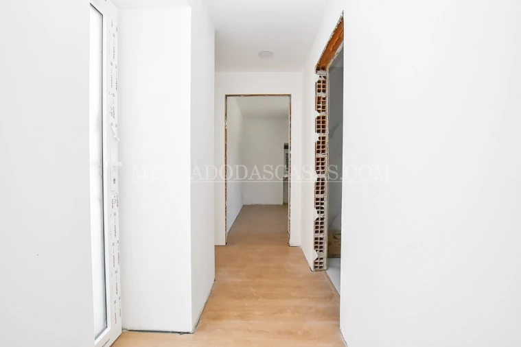 Moradia T3 para Venda em Argoncilhe Foto 16