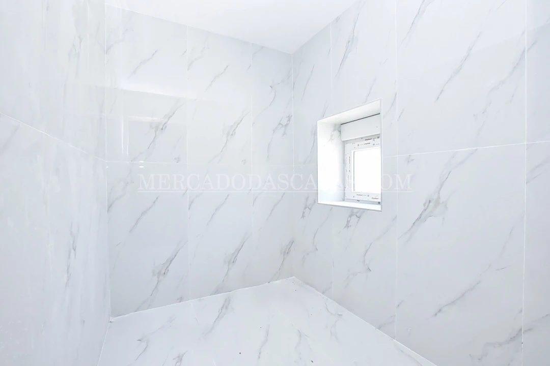 Moradia T3 para Venda em Argoncilhe Foto 14