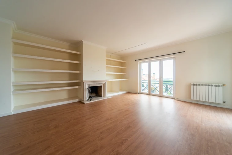 Apartamento T2 para Venda em Santa Maria e São Miguel, São Martinho, São Pedro Penaferrim