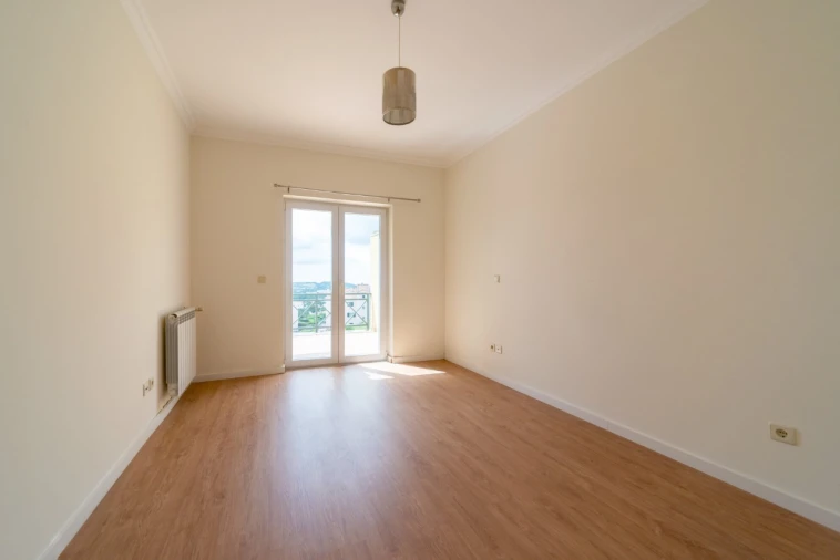 Apartamento T2 para Venda em Santa Maria e São Miguel, São Martinho, São Pedro Penaferrim Foto 5