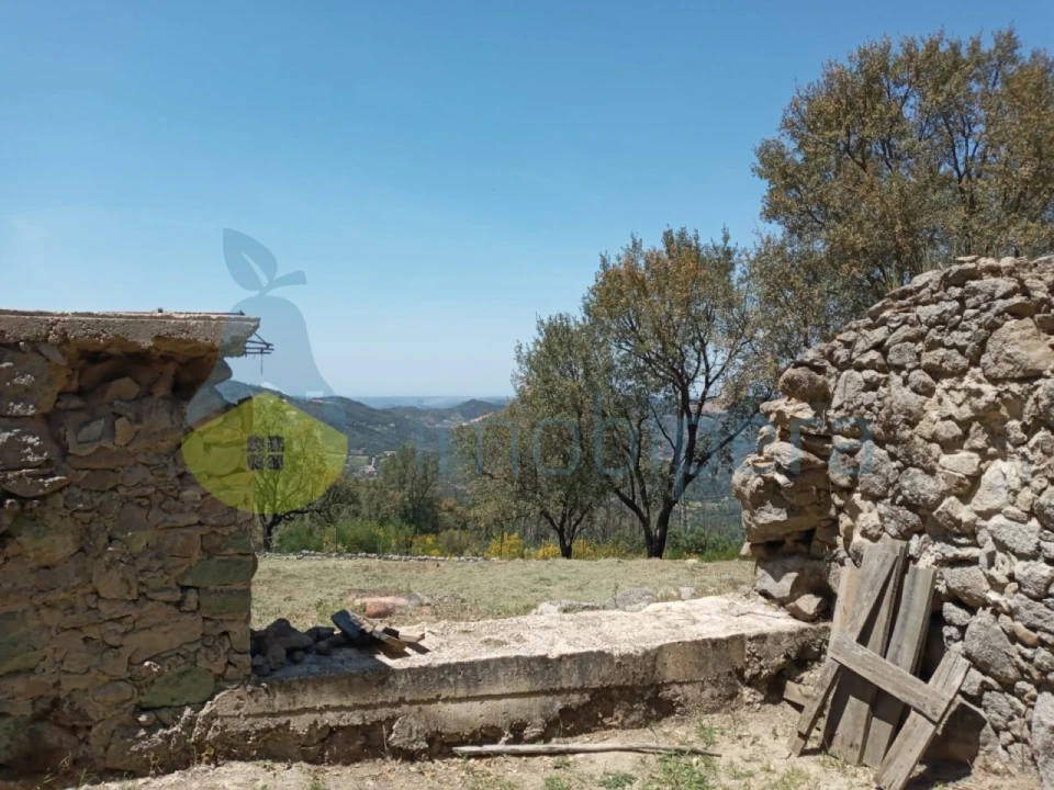 Moradia T1 para Venda em Monchique Foto 5