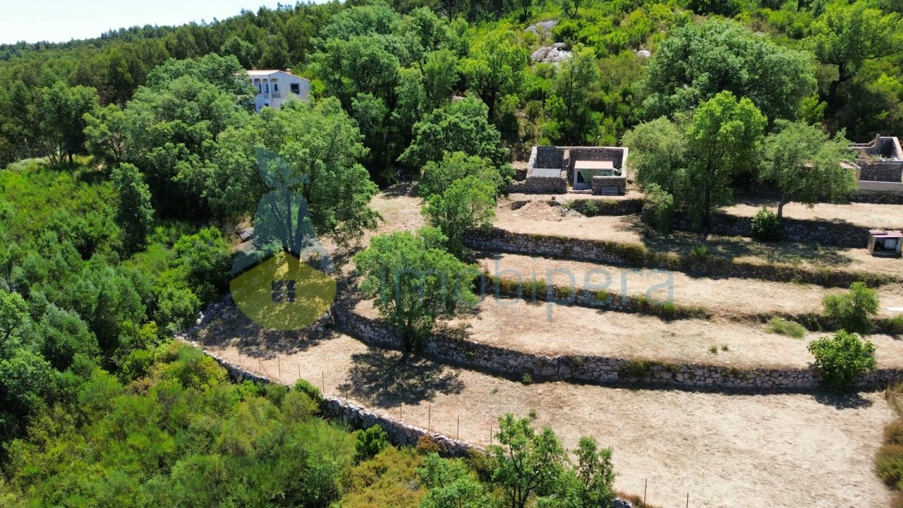 Moradia T1 para Venda em Monchique Foto 11