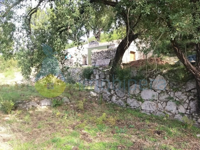 Moradia T1 para Venda em Monchique Foto 4