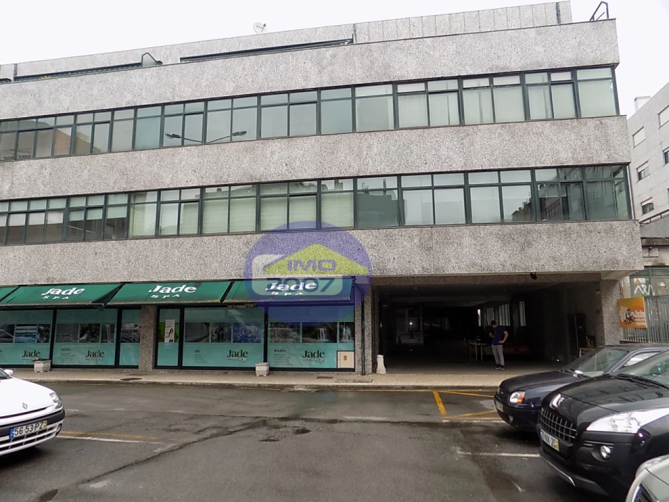 Loja para Venda em São João da Madeira Foto 4