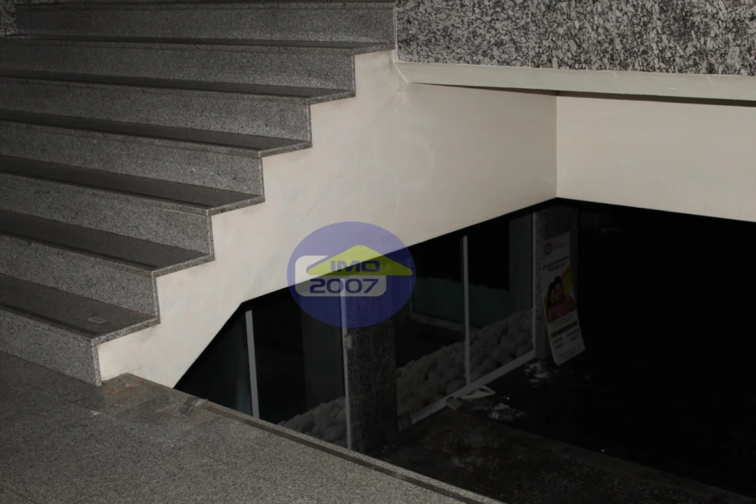 Loja para Venda em São João da Madeira Foto 13