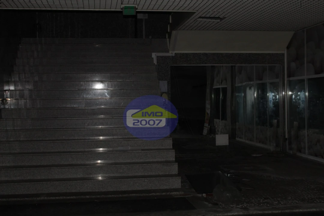 Loja para Venda em São João da Madeira Foto 18