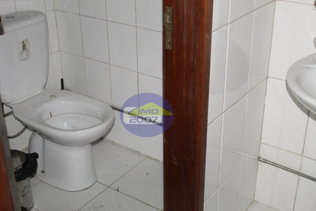 Loja para Venda em São João da Madeira Foto 27