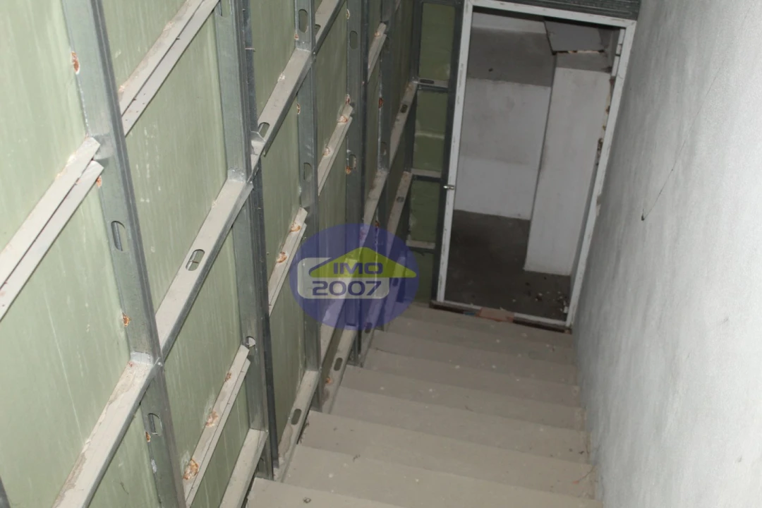 Loja para Venda em São João da Madeira Foto 39