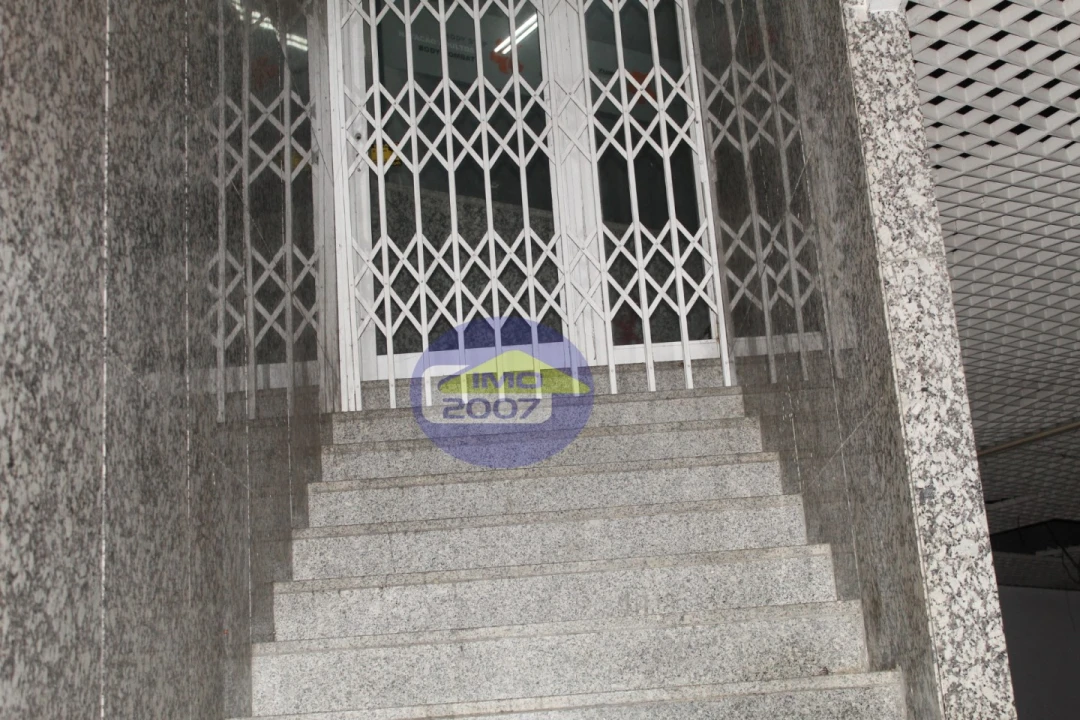 Loja para Venda em São João da Madeira Foto 52