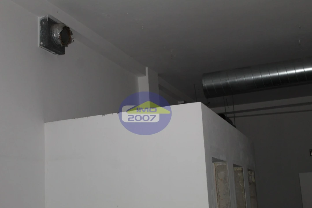 Loja para Venda em São João da Madeira Foto 68