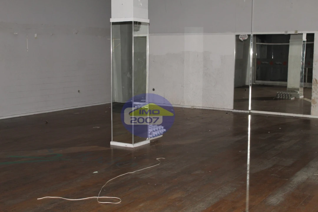 Loja para Venda em São João da Madeira Foto 79