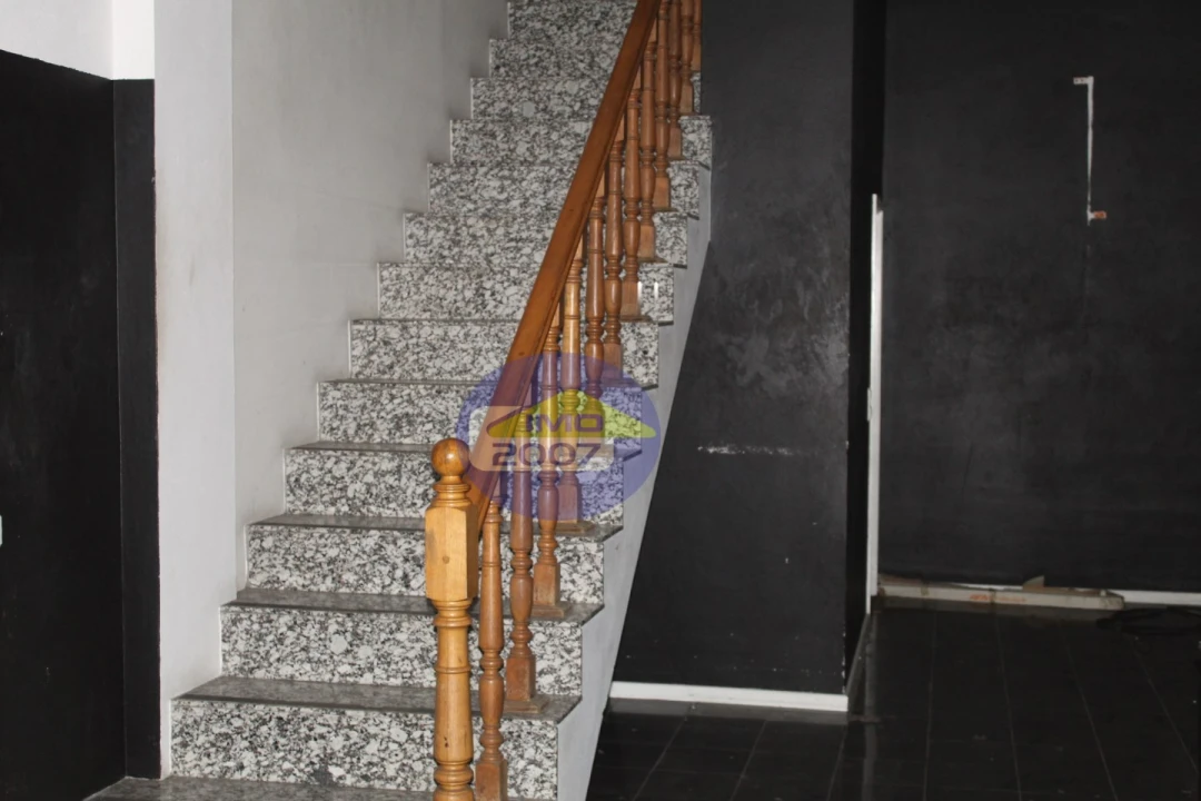 Loja para Venda em São João da Madeira Foto 85