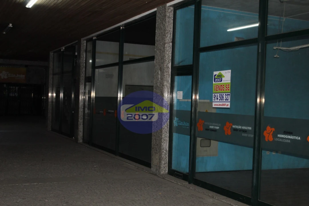 Loja para Venda em São João da Madeira Foto 96