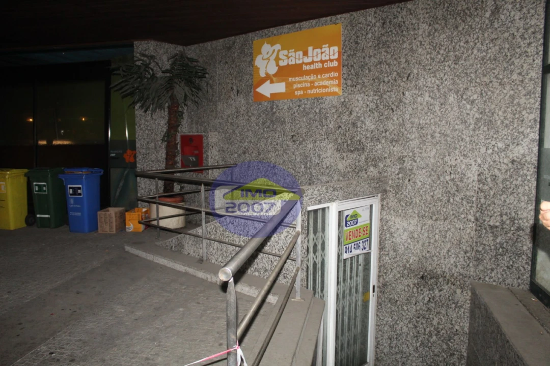 Loja para Venda em São João da Madeira Foto 110